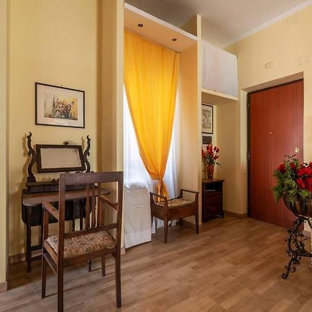 Elegante Appartamento Centrale Roma Exterior foto