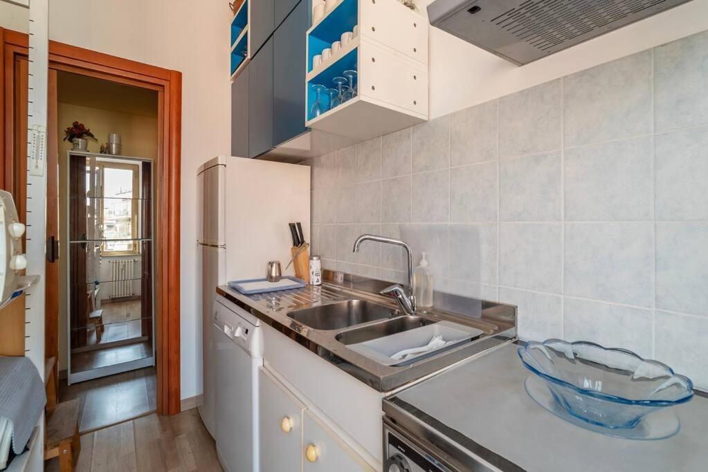 Elegante Appartamento Centrale Roma Exterior foto